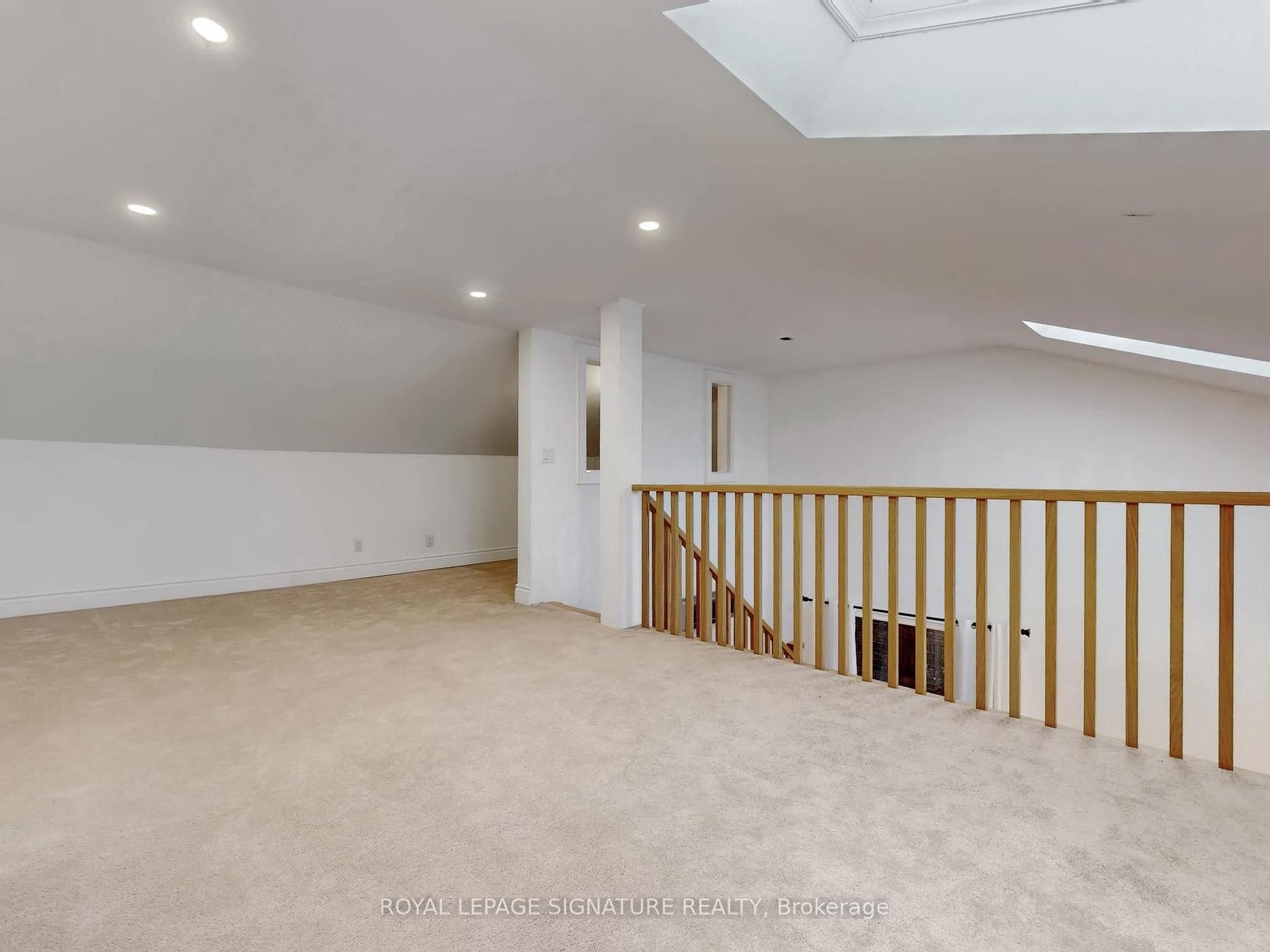 









117


Westmount

Avenue, Upper,
Toronto,




ON
M6H 3K3

