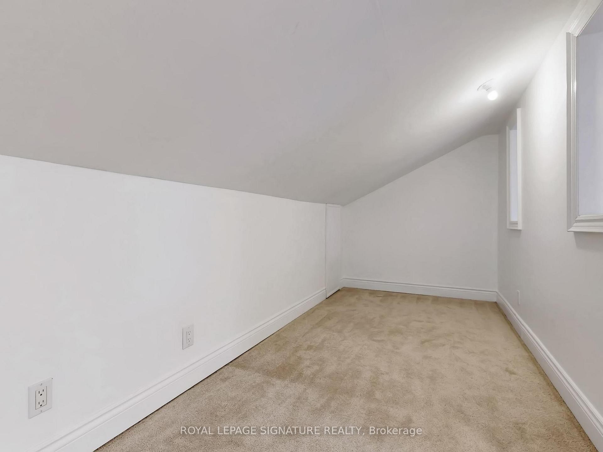 









117


Westmount

Avenue, Upper,
Toronto,




ON
M6H 3K3

