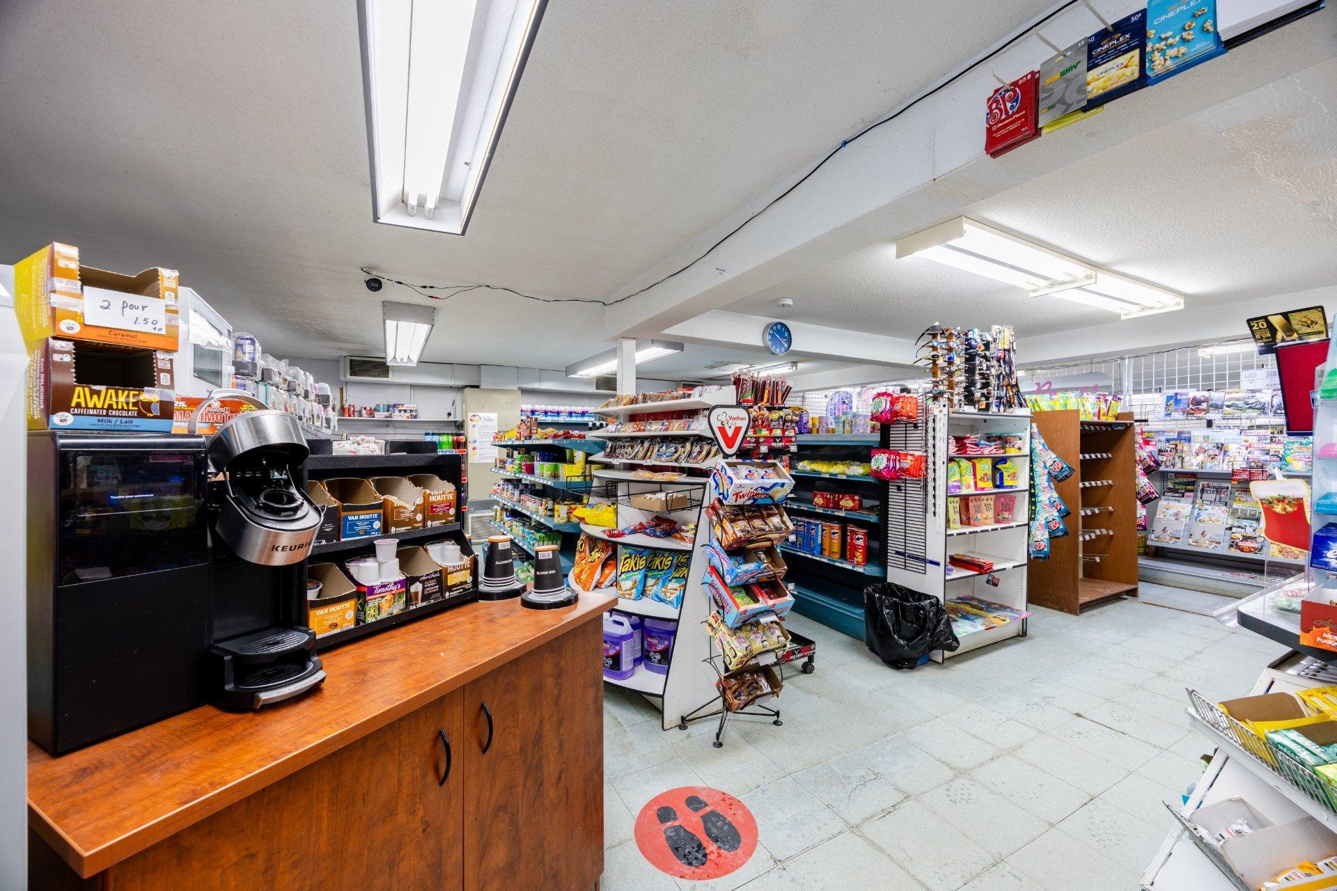 









424


Rue Laurier

,
Val-des-Sources,




QC
J1T2H6

