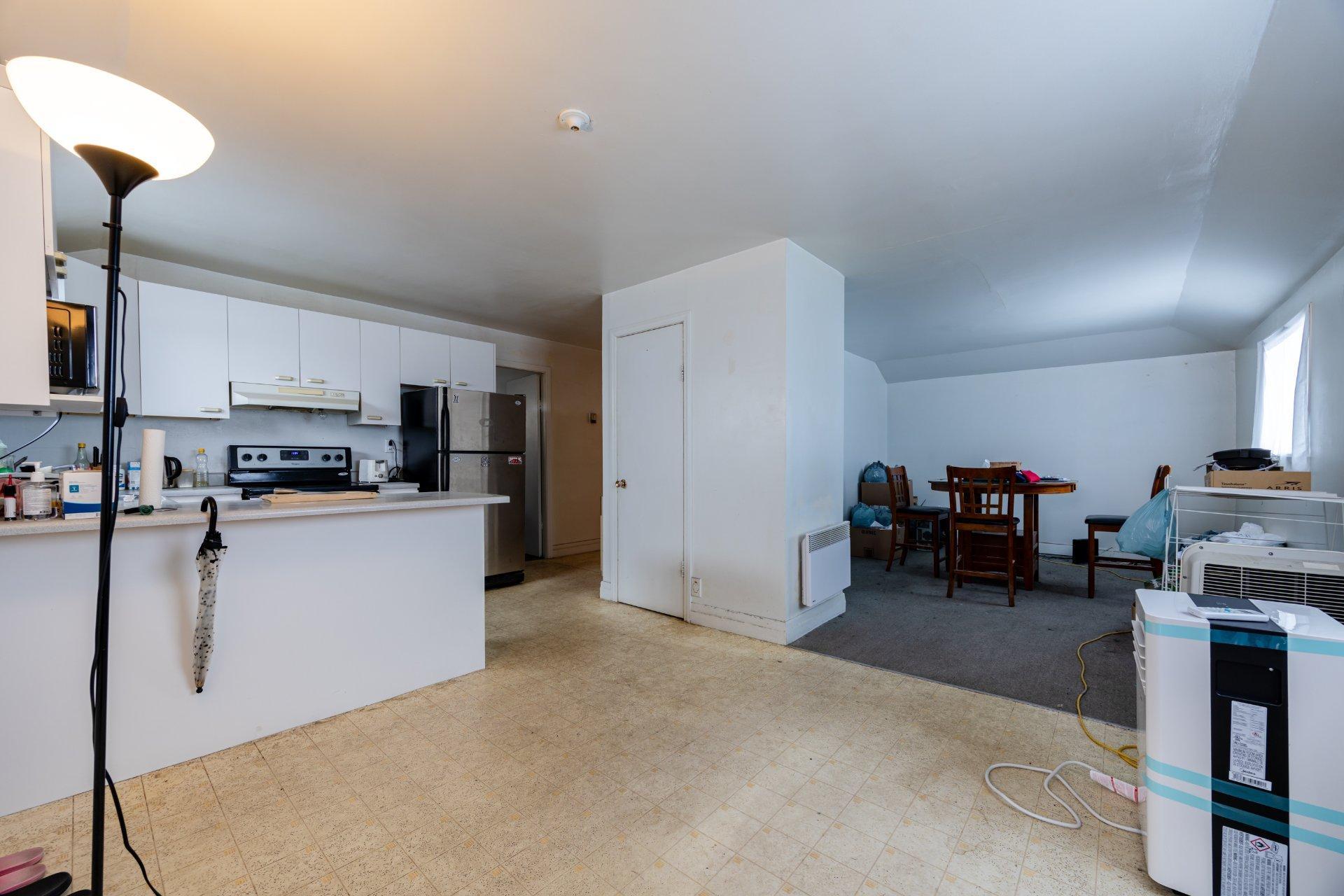 









424


Rue Laurier

,
Val-des-Sources,




QC
J1T2H6

