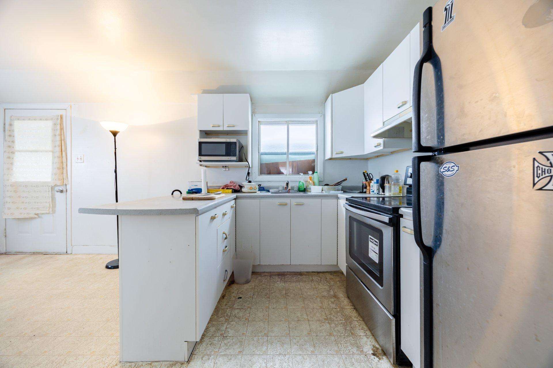 









424


Rue Laurier

,
Val-des-Sources,




QC
J1T2H6

