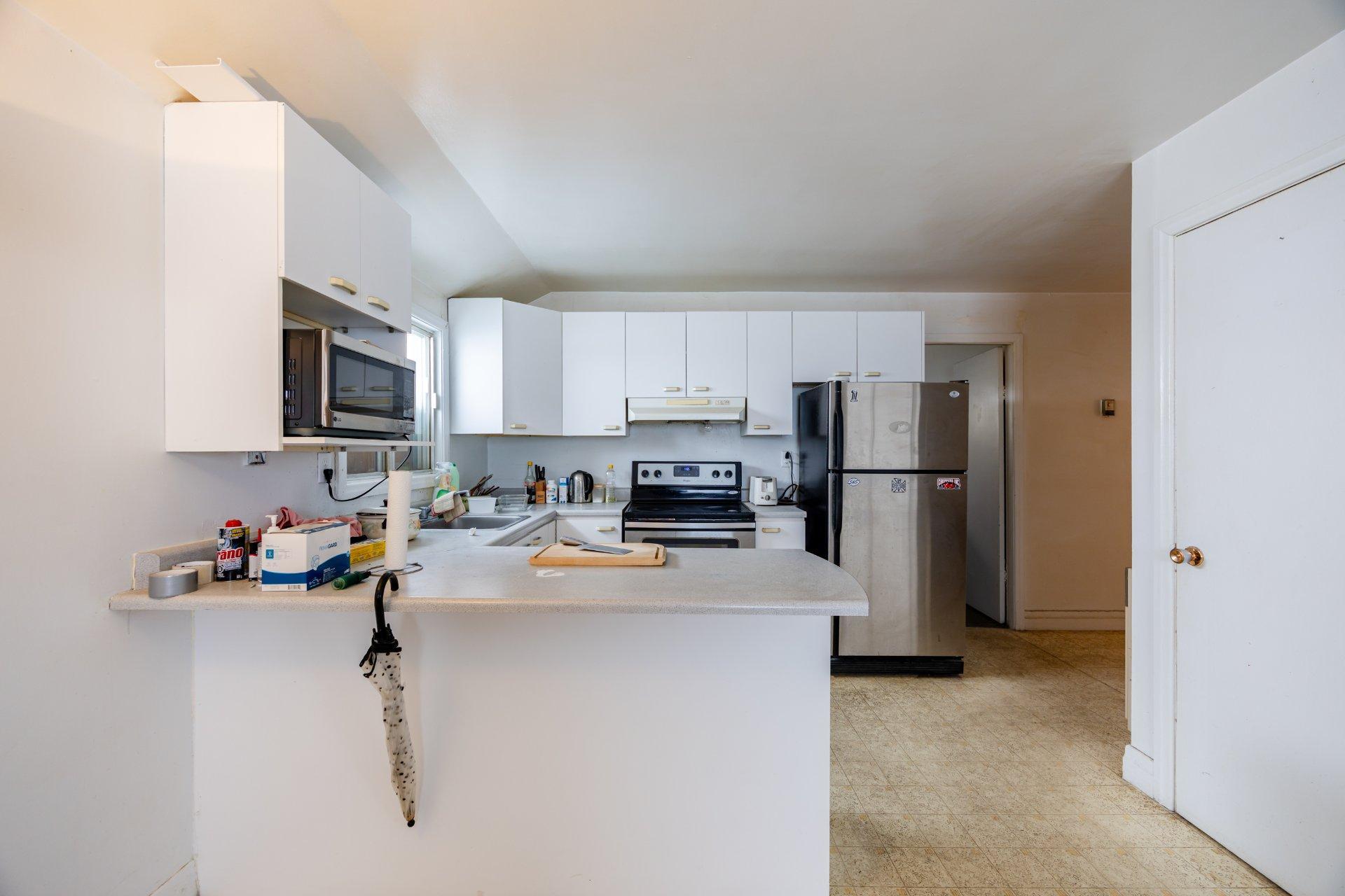 









424


Rue Laurier

,
Val-des-Sources,




QC
J1T2H6

