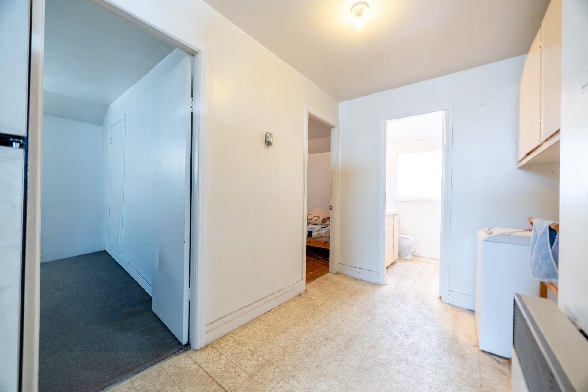 









424


Rue Laurier

,
Val-des-Sources,




QC
J1T2H6

