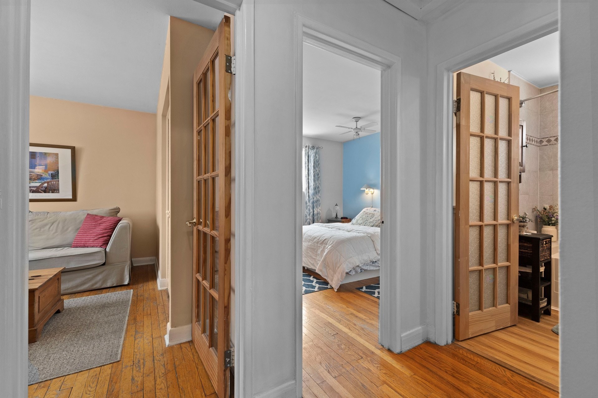 









15


Av. Aurora

,
Pointe-Claire,




QC
H9R3E6

