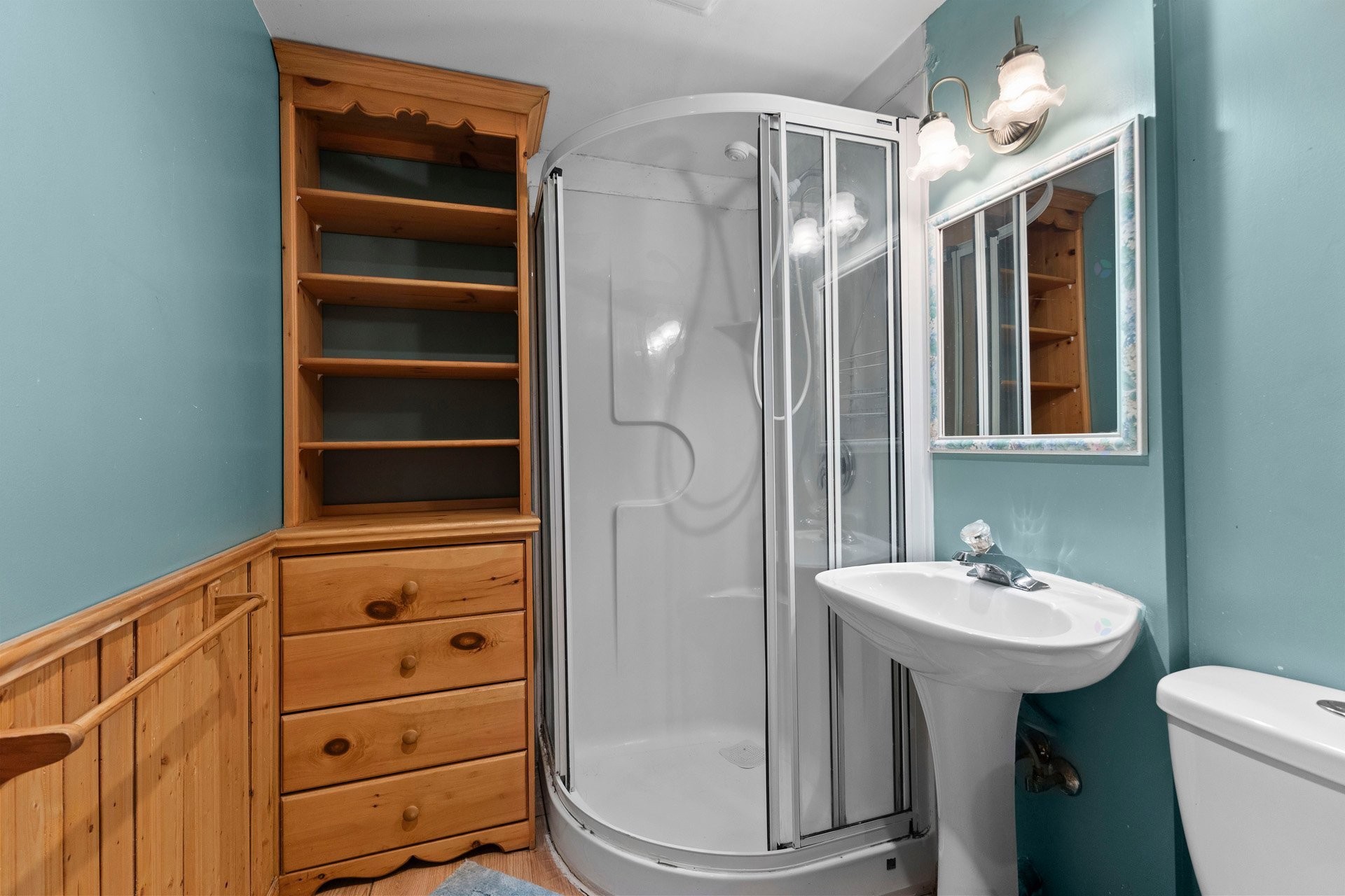 









15


Av. Aurora

,
Pointe-Claire,




QC
H9R3E6

