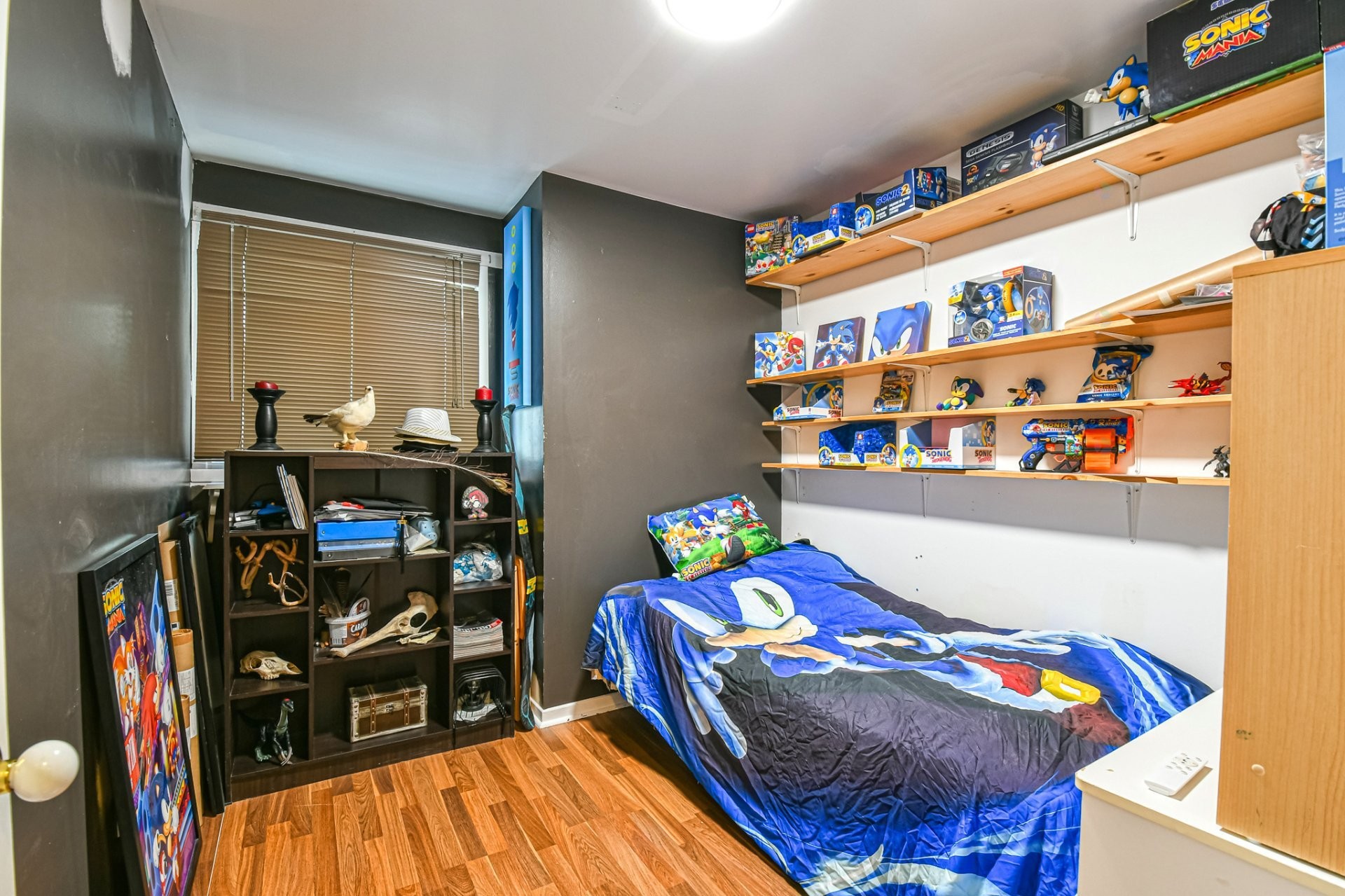 









90


Rue Desjardins

,
Sainte-Agathe-des-Monts,




QC
J8C2W9

