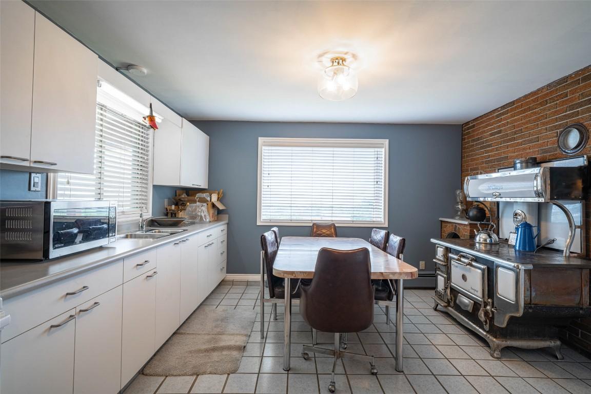 









5541


Dixon Dam

Road,
Vernon,




BC
V1B 3J7

