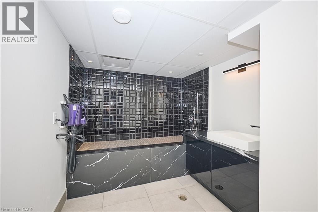 












600 NORTH SERVICE Road Unit# 501

,
Stoney Creek,




Ontario
L8E5A7

