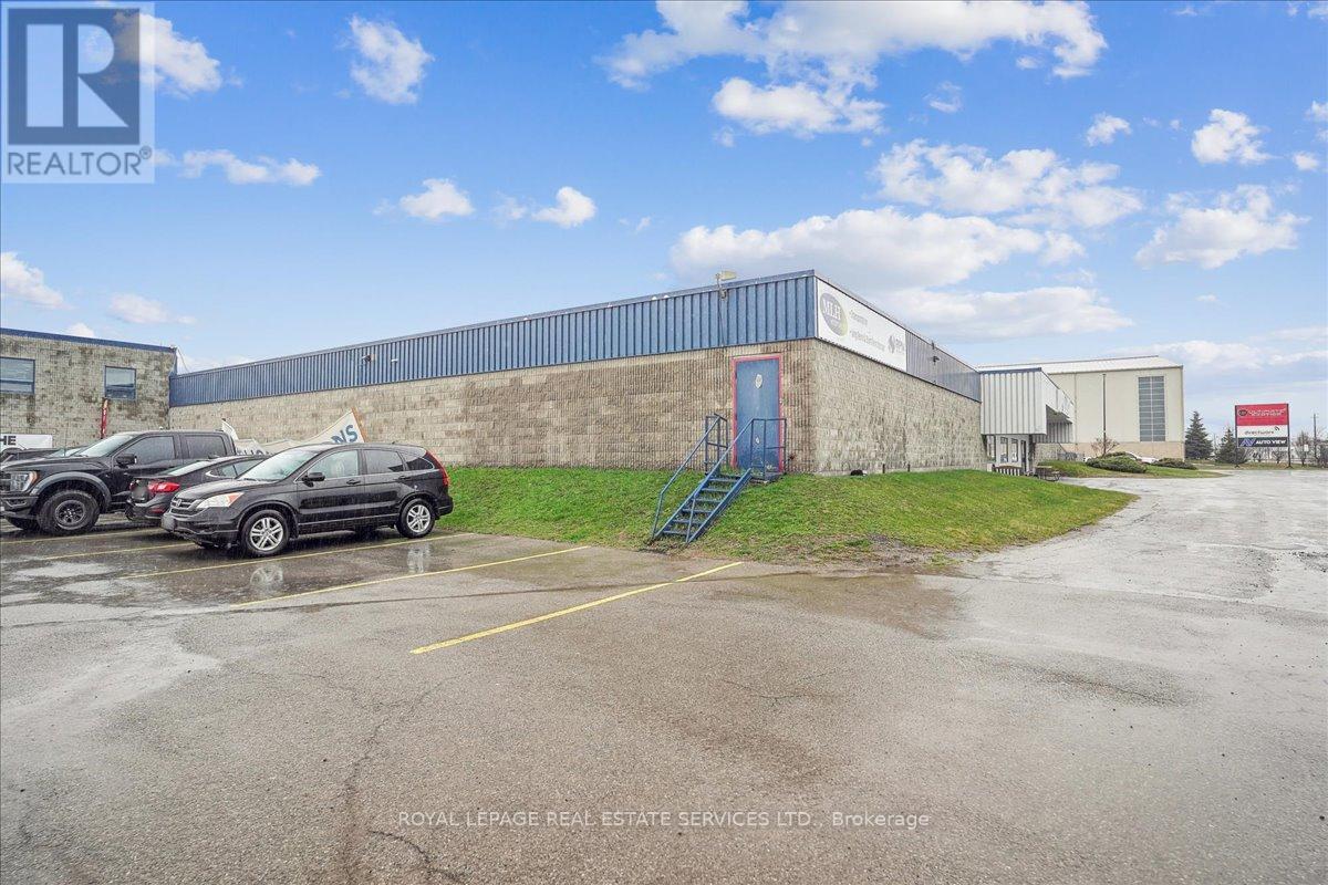 












C - 590 SOUTH SERVICE ROAD

,
Hamilton,




Ontario
L8E2W1

