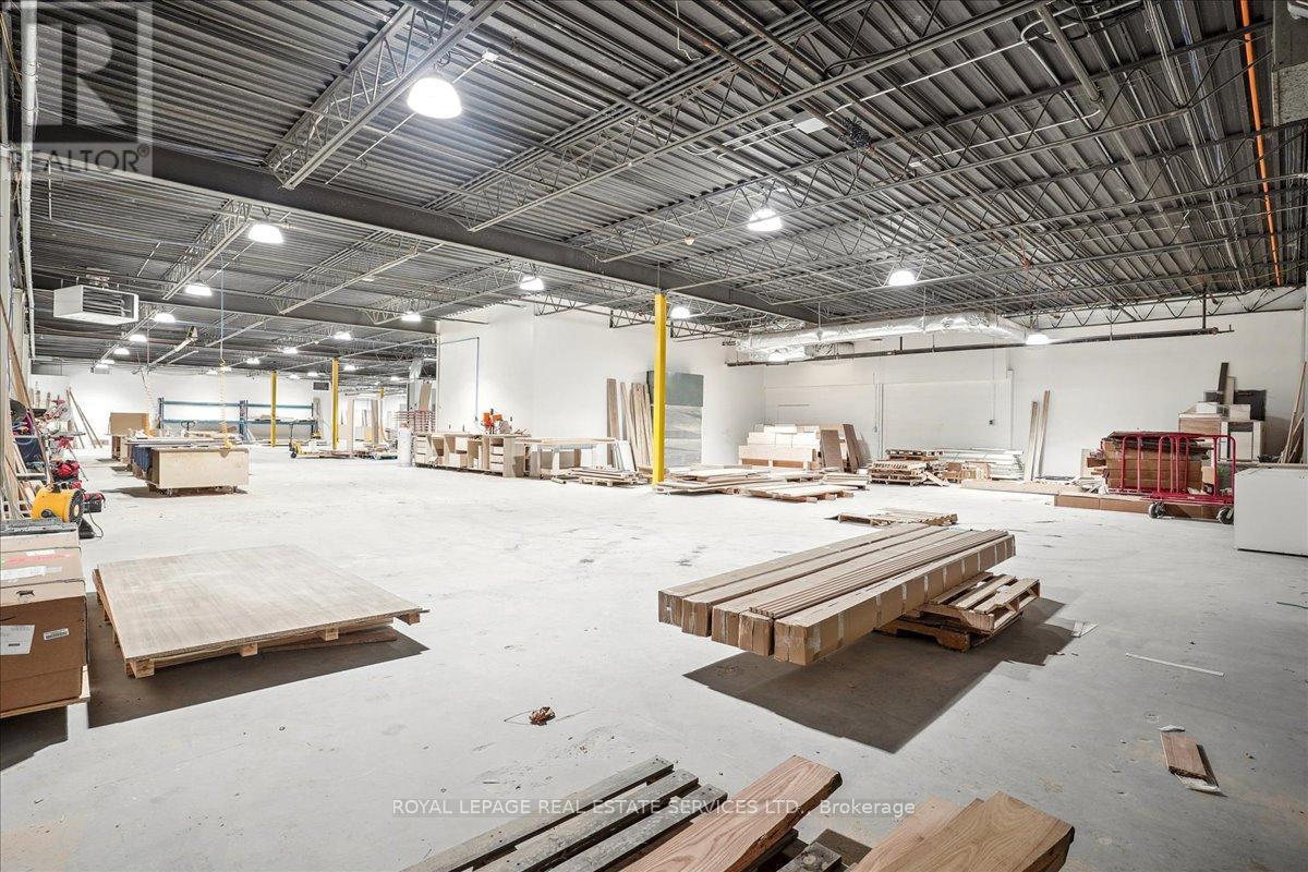 












C - 590 SOUTH SERVICE ROAD

,
Hamilton,




Ontario
L8E2W1

