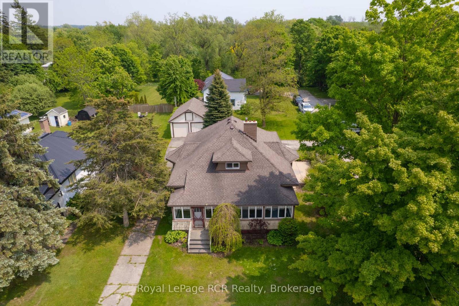












429 HAVELOCK STREET

,
Huron-Kinloss (Lucknow),




Ontario
N0G2H0

