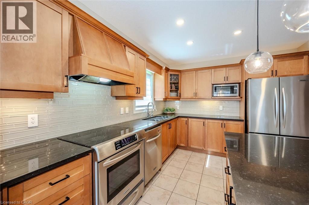 












16 HALL Avenue

,
Guelph,




Ontario
N1L0B3

