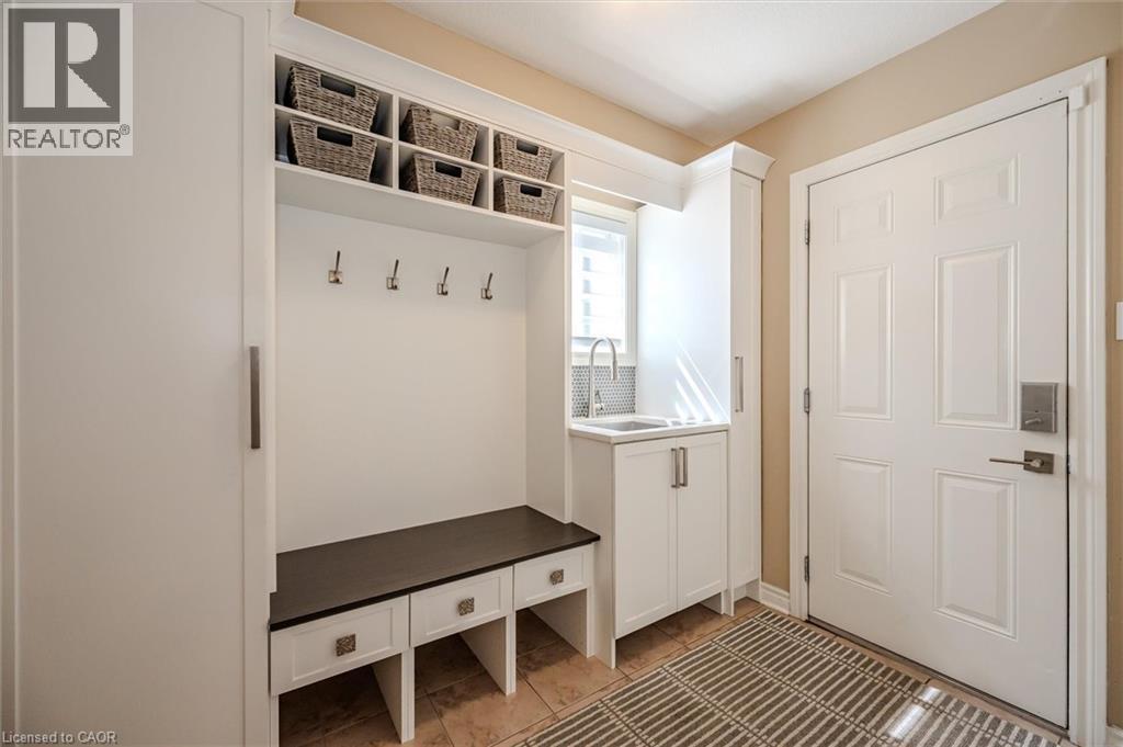 












16 HALL Avenue

,
Guelph,




Ontario
N1L0B3

