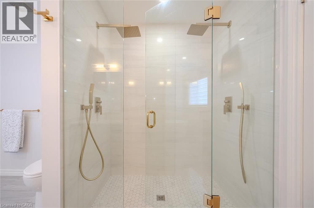 












16 HALL Avenue

,
Guelph,




Ontario
N1L0B3

