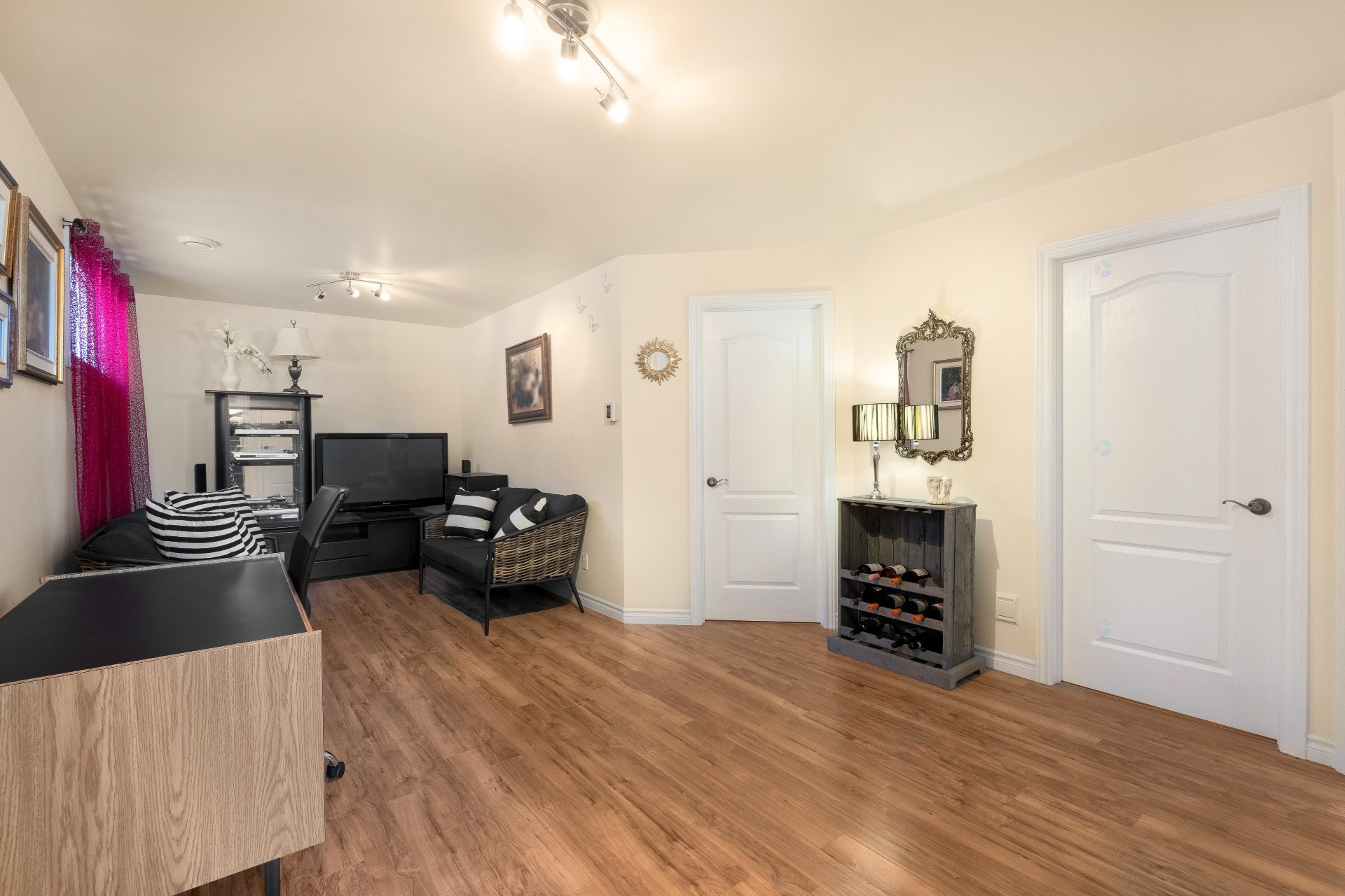 









2698


Rue des Alpes

,
Sherbrooke (Fleurimont),




QC
J1E0C2

