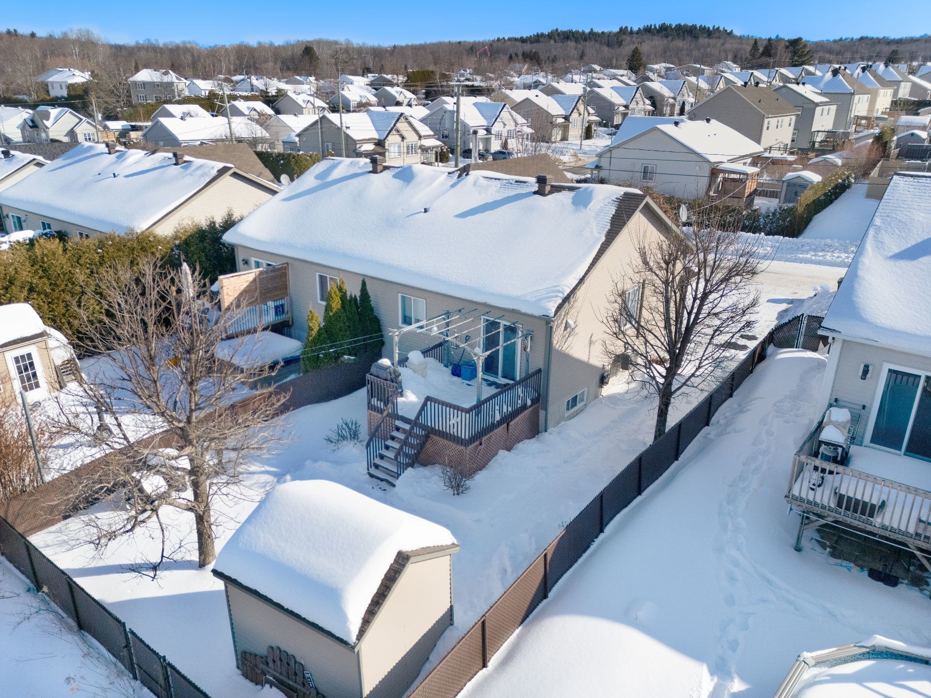 









2698


Rue des Alpes

,
Sherbrooke (Fleurimont),




QC
J1E0C2

