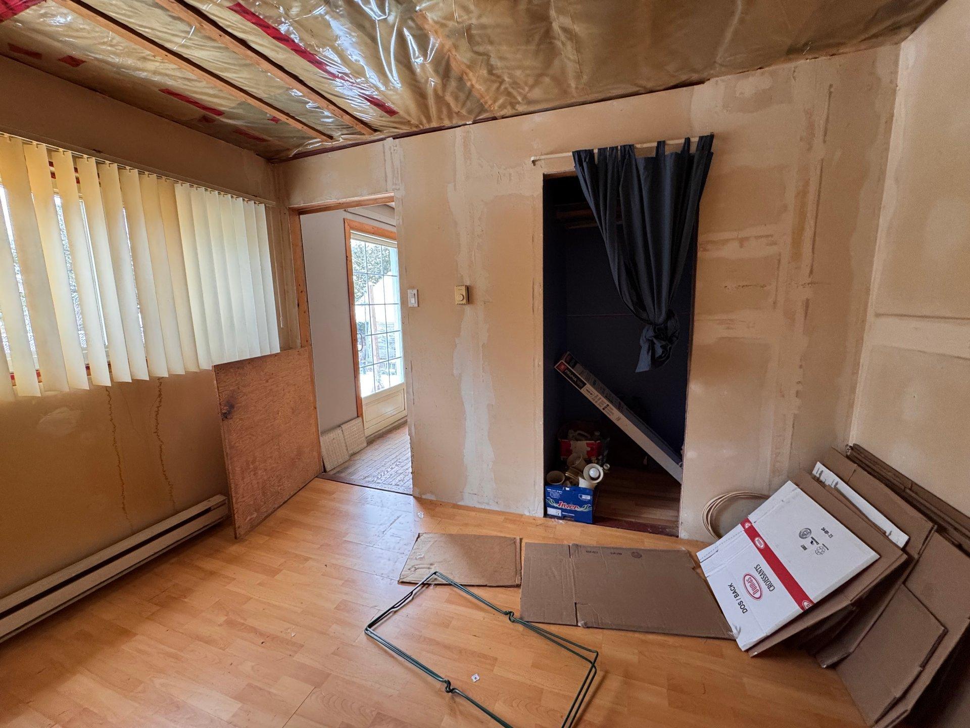 









199


Rue Louisa

,
Gatineau (Buckingham),




QC
J8L1L3

