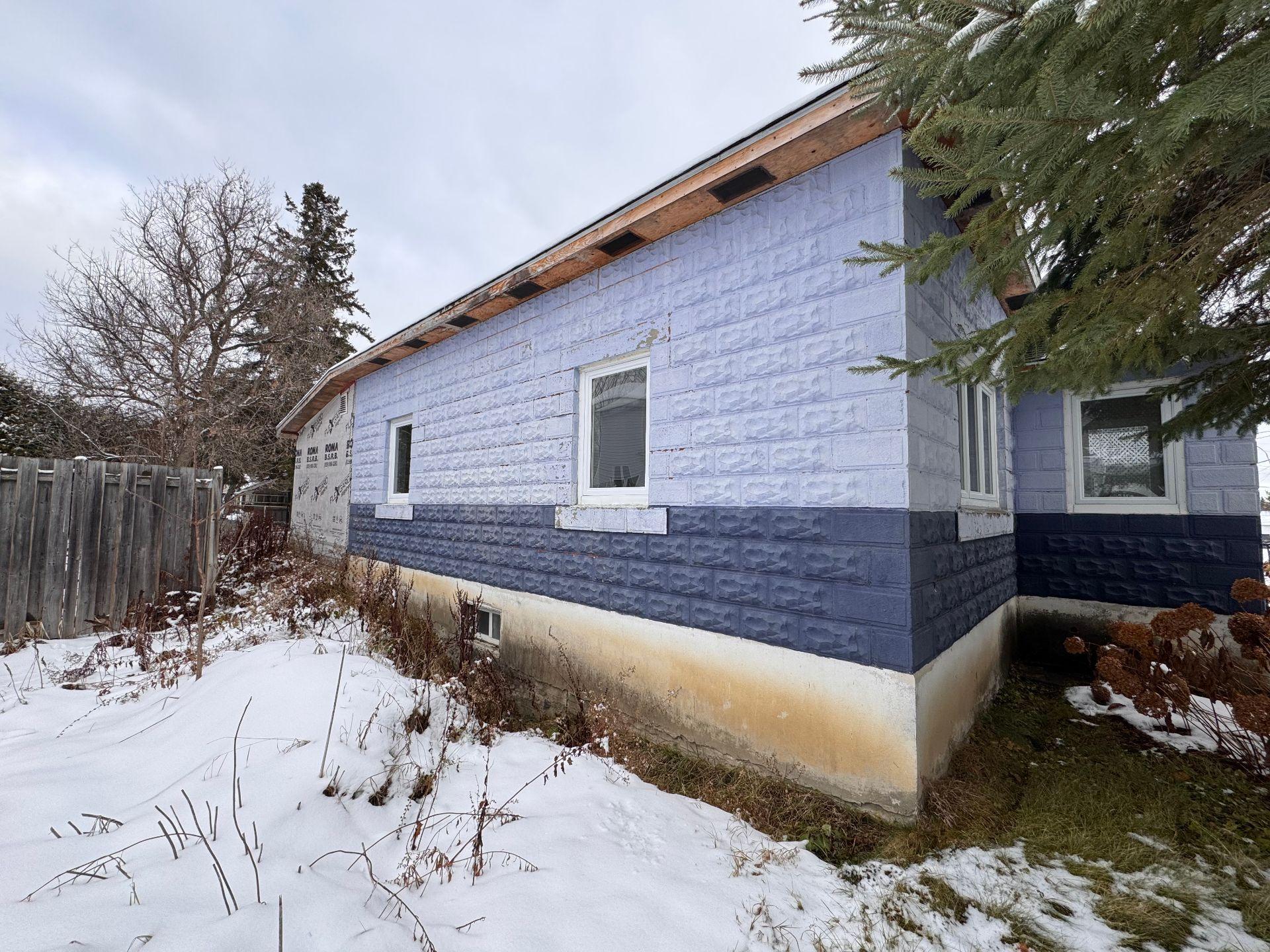 









199


Rue Louisa

,
Gatineau (Buckingham),




QC
J8L1L3

