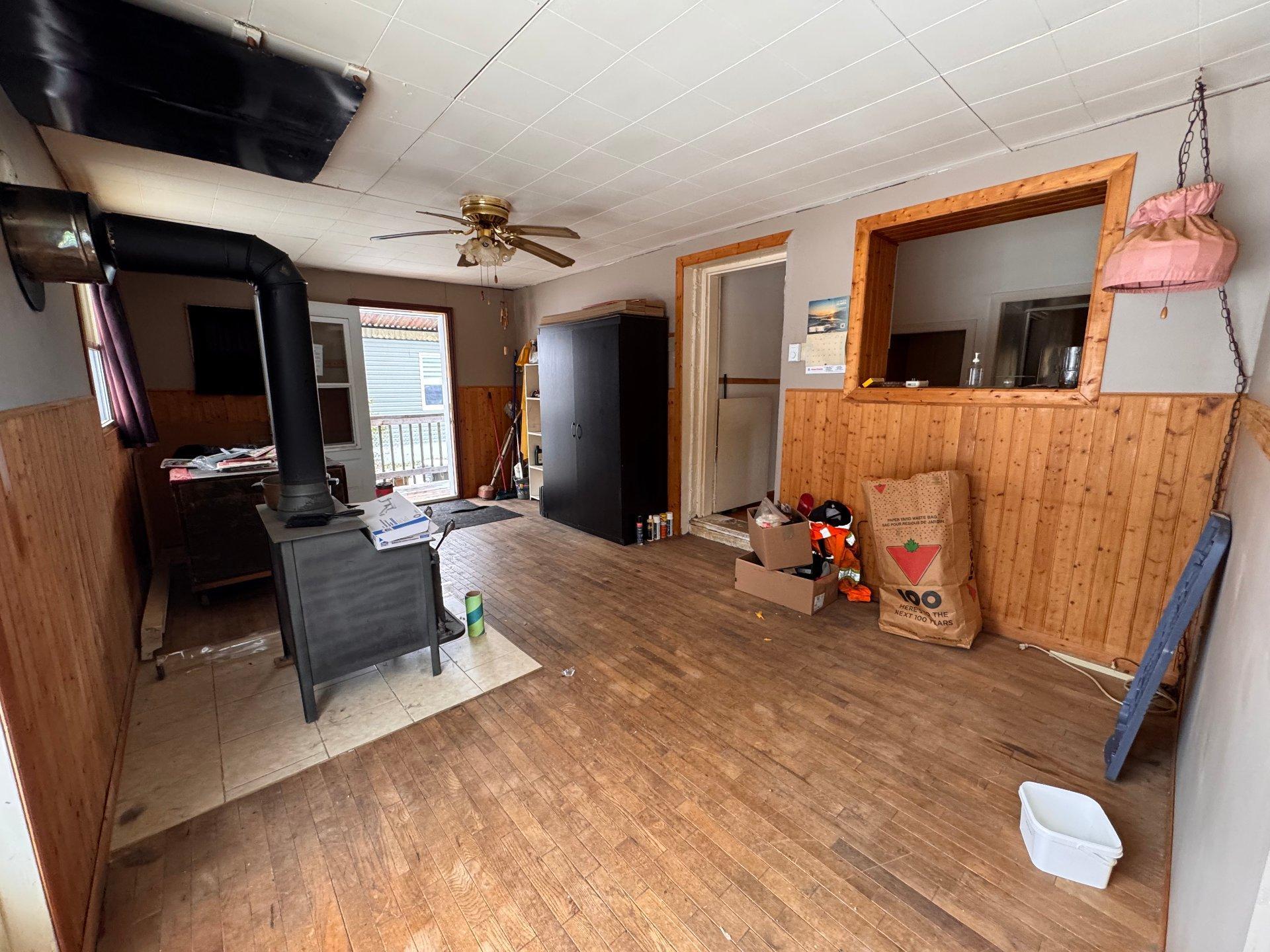 









199


Rue Louisa

,
Gatineau (Buckingham),




QC
J8L1L3

