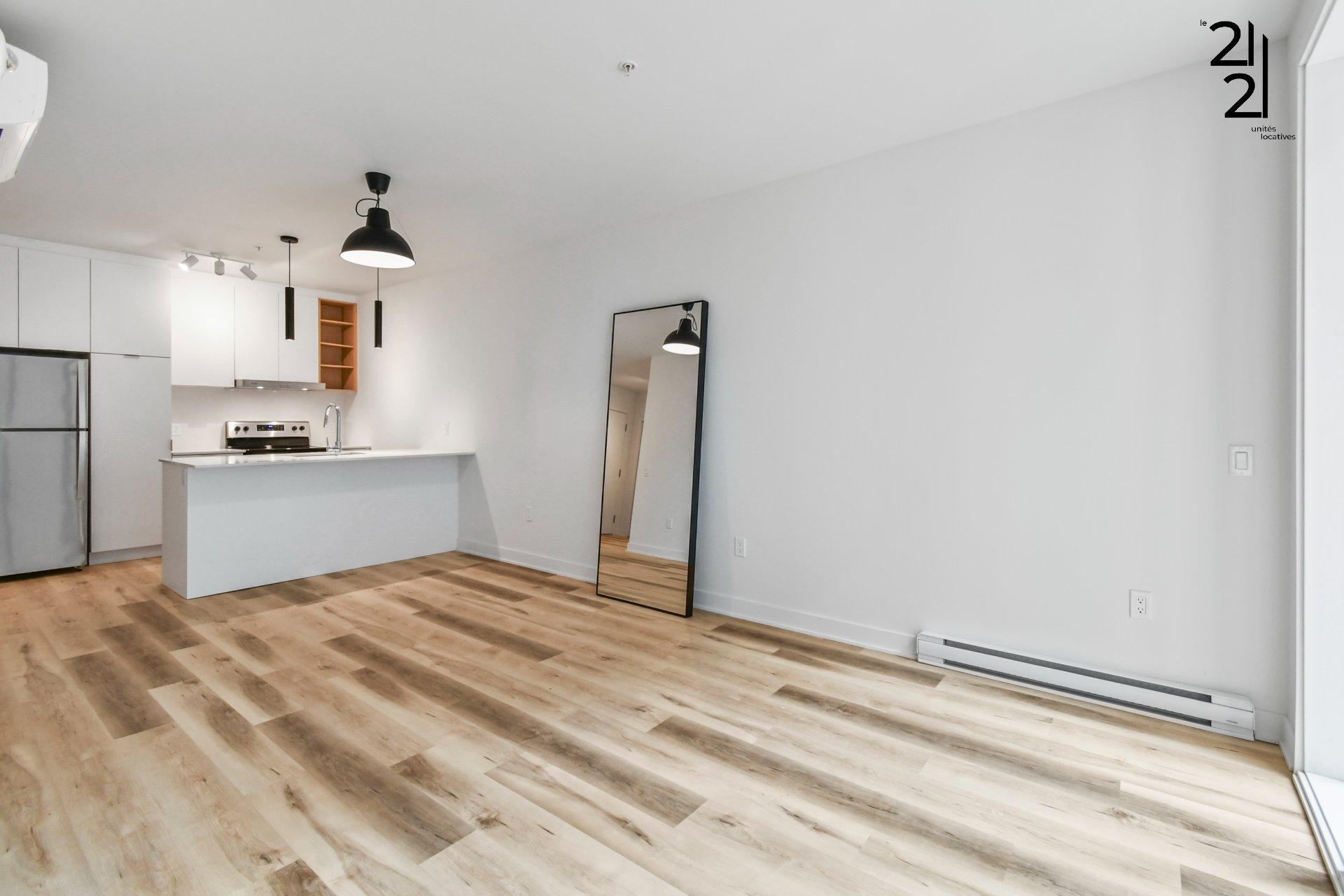 









2121


Av. Papineau

, 108,
Montréal (Ville-Marie),




QC
H2K4J5

