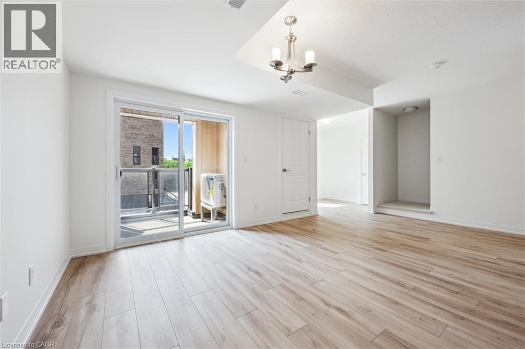 












44 URBANE Boulevard

,
Kitchener,




Ontario
N2E0H8

