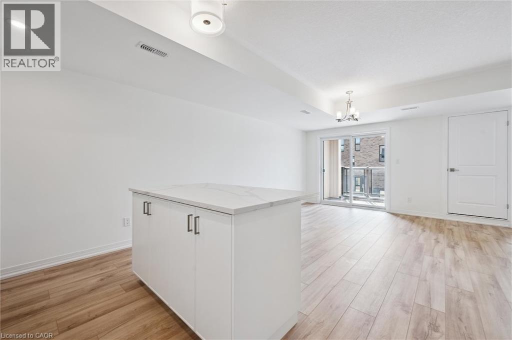 












44 URBANE Boulevard

,
Kitchener,




Ontario
N2E0H8

