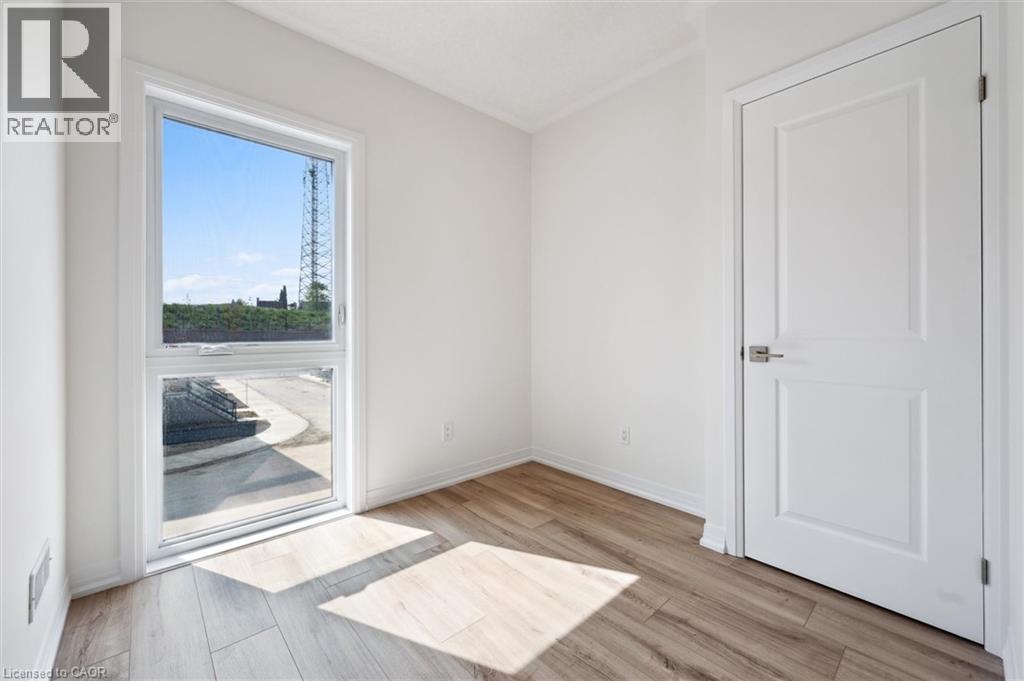 












44 URBANE Boulevard

,
Kitchener,




Ontario
N2E0H8

