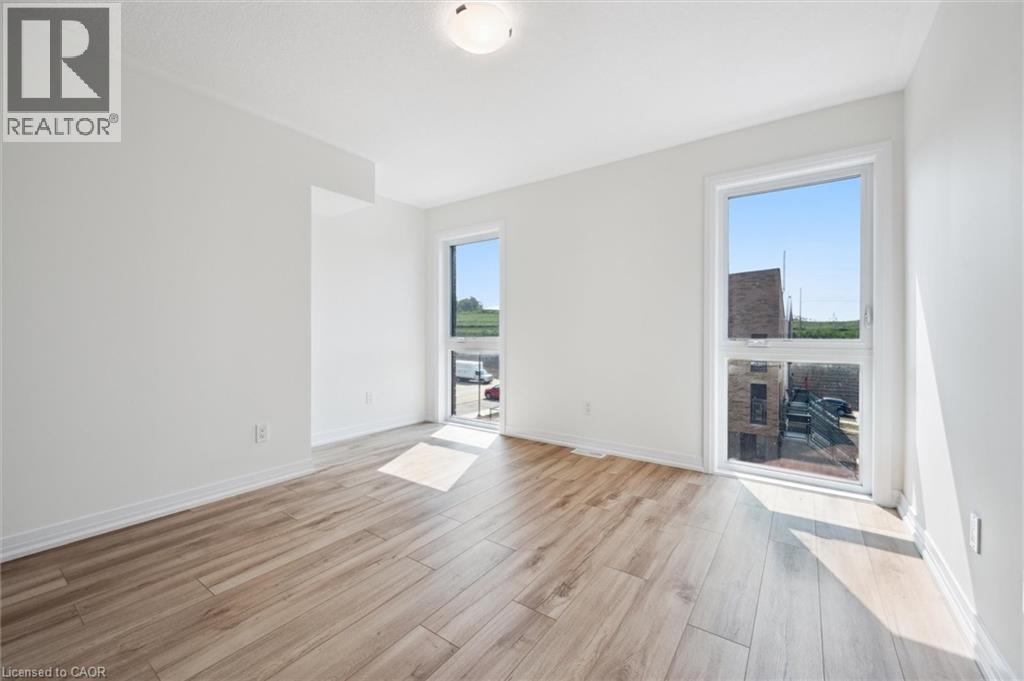 












44 URBANE Boulevard

,
Kitchener,




Ontario
N2E0H8

