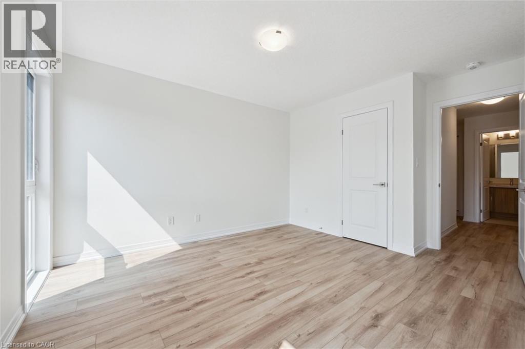 












44 URBANE Boulevard

,
Kitchener,




Ontario
N2E0H8

