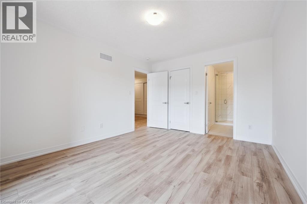 












44 URBANE Boulevard

,
Kitchener,




Ontario
N2E0H8

