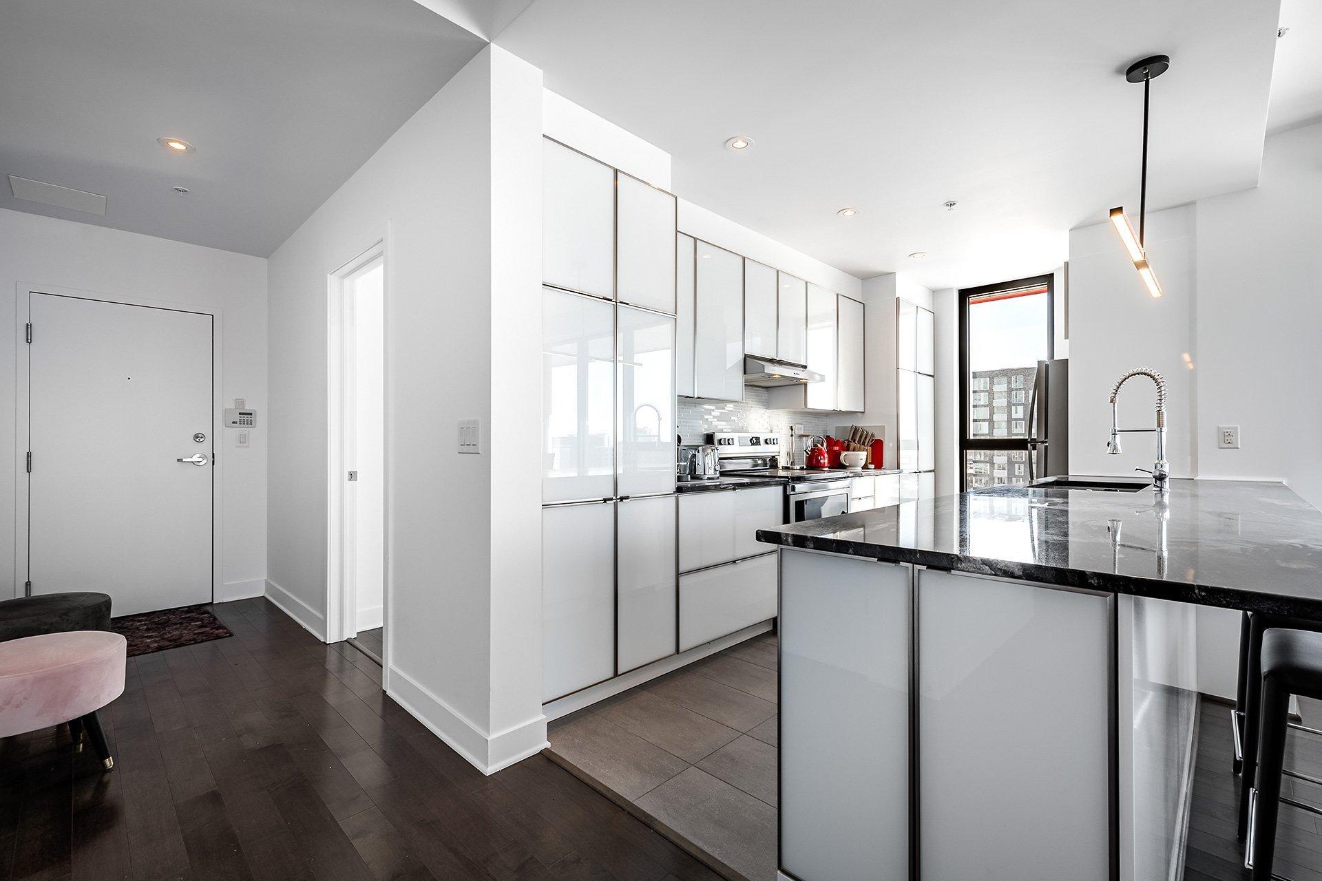 









4293


Rue Jean-Talon O.

, 802,
Montréal (Côte-des-Neiges/Notre-Dame-de-Grâce),




QC
H4P0B2

