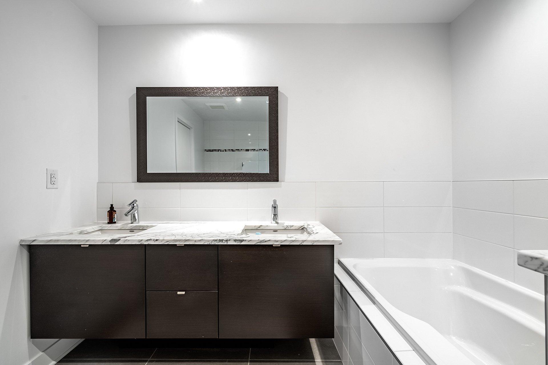 









4293


Rue Jean-Talon O.

, 802,
Montréal (Côte-des-Neiges/Notre-Dame-de-Grâce),




QC
H4P0B2

