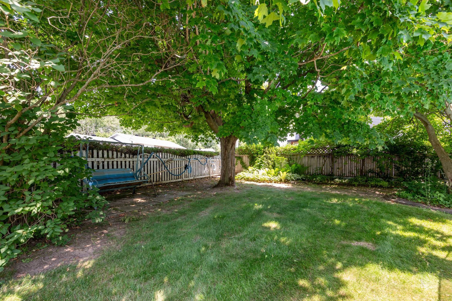 









223


47e Rue O.

,
Venise-en-Québec,




QC
J0J2K0

