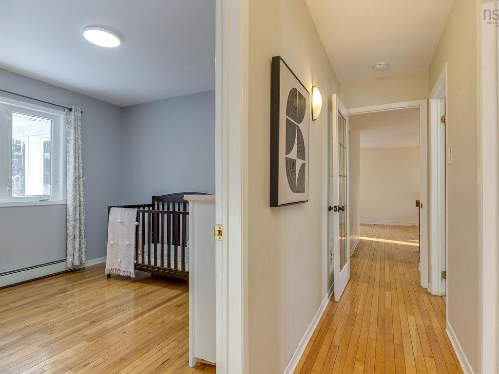 












5 Lisa Court

,
Hammonds Plains,




NS
B4B 1K4


