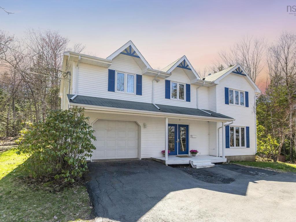 












5 Lisa Court

,
Hammonds Plains,




NS
B4B 1K4

