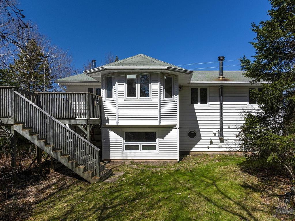 












5 Lisa Court

,
Hammonds Plains,




NS
B4B 1K4

