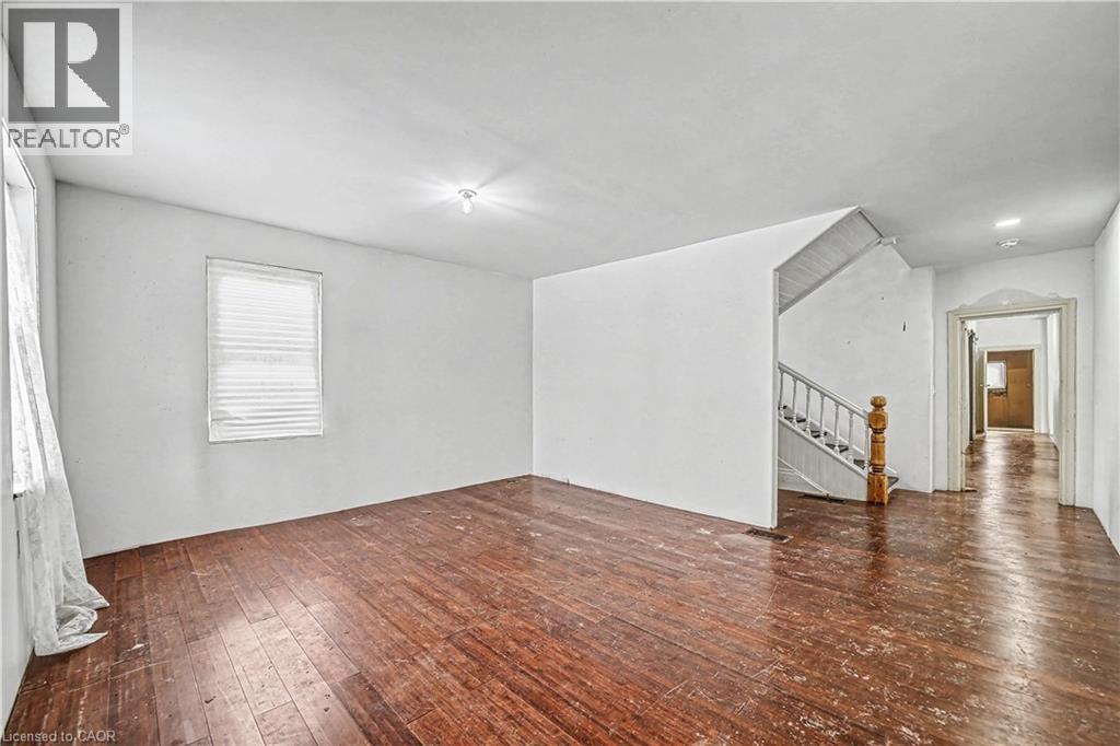 












36 RIVER Street

,
Thorold,




Ontario
L0S1K0

