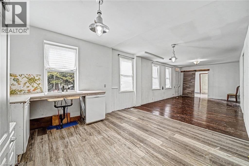 












36 RIVER Street

,
Thorold,




Ontario
L0S1K0

