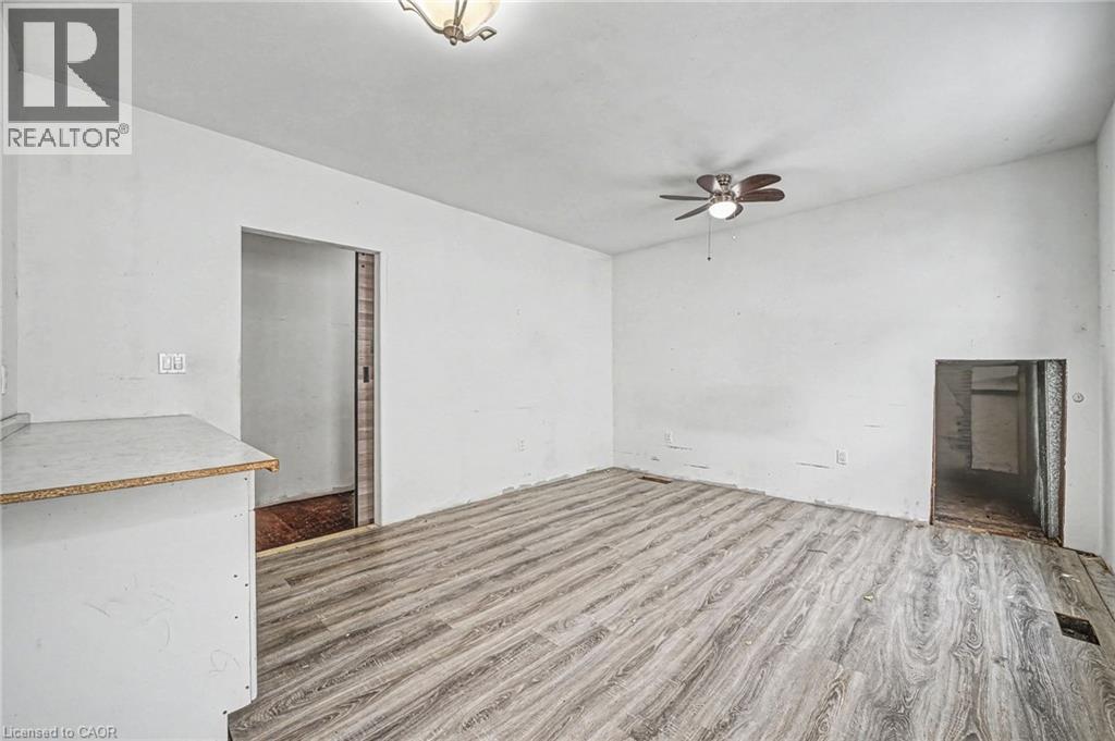 












36 RIVER Street

,
Thorold,




Ontario
L0S1K0

