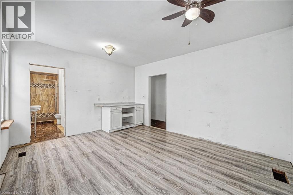 












36 RIVER Street

,
Thorold,




Ontario
L0S1K0

