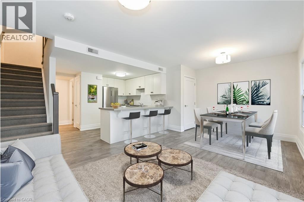 












760 LAKESHORE Road E Unit# 207

,
Mississauga,




Ontario
L5E1C7

