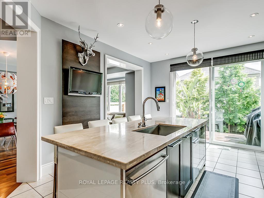 












329 TONELLI LANE

,
Milton,




Ontario
L9T0N8

