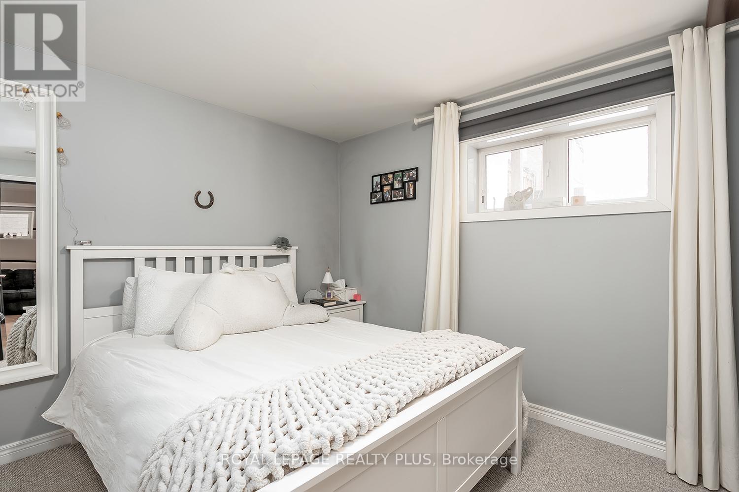 












329 TONELLI LANE

,
Milton,




Ontario
L9T0N8

