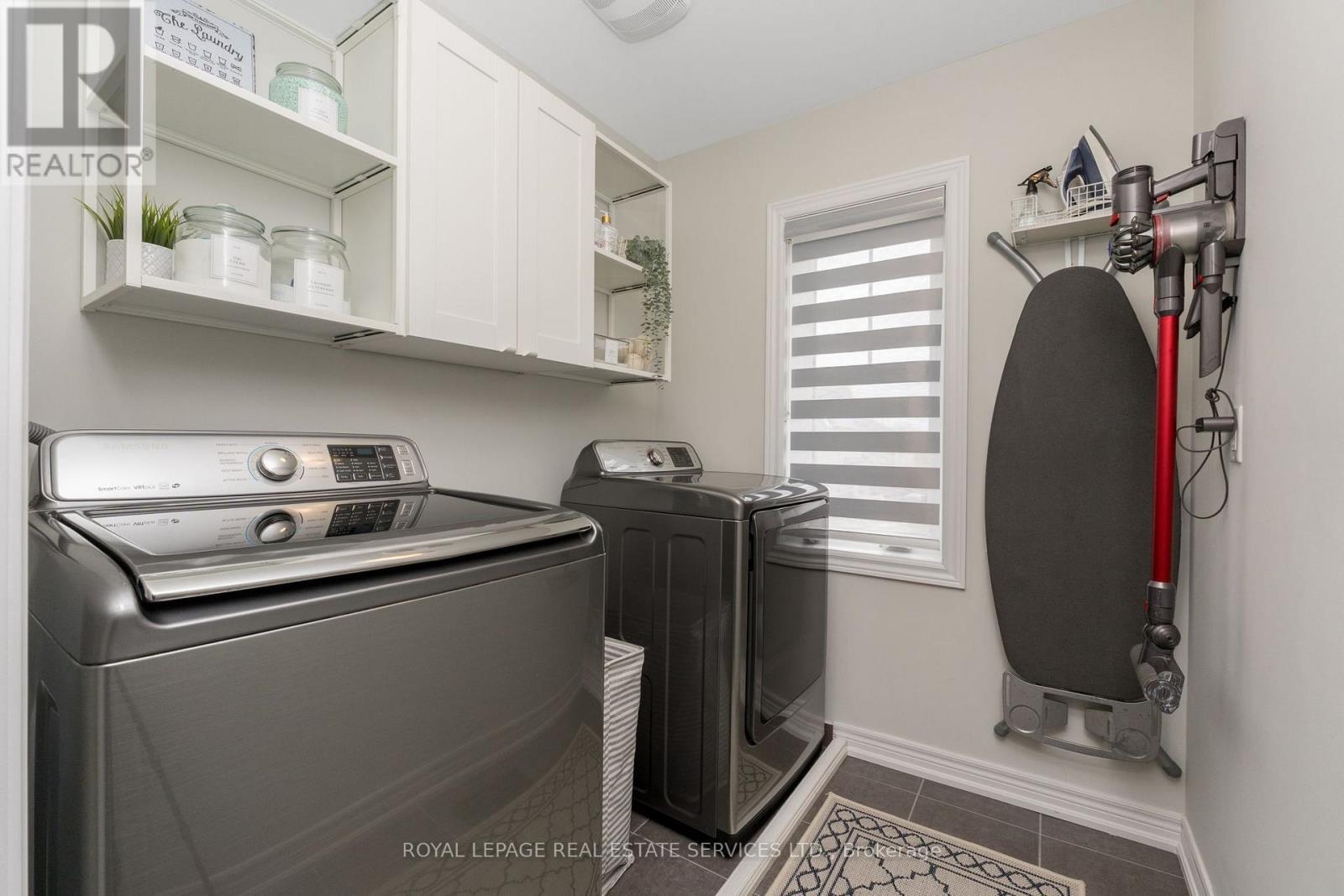 












160 DREXLER AVENUE

,
Guelph/Eramosa,




Ontario
N0B2K0

