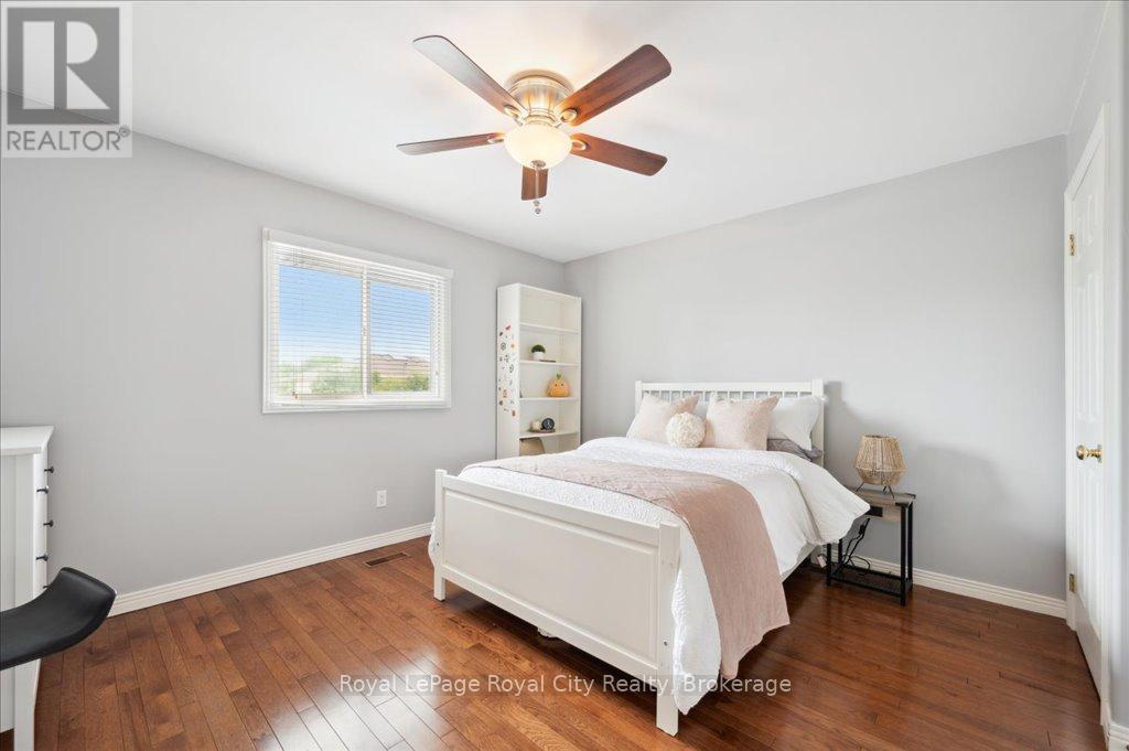 












9 KORTRIGHT ROAD E

,
Guelph (Kortright East),




Ontario
N1G4C8

