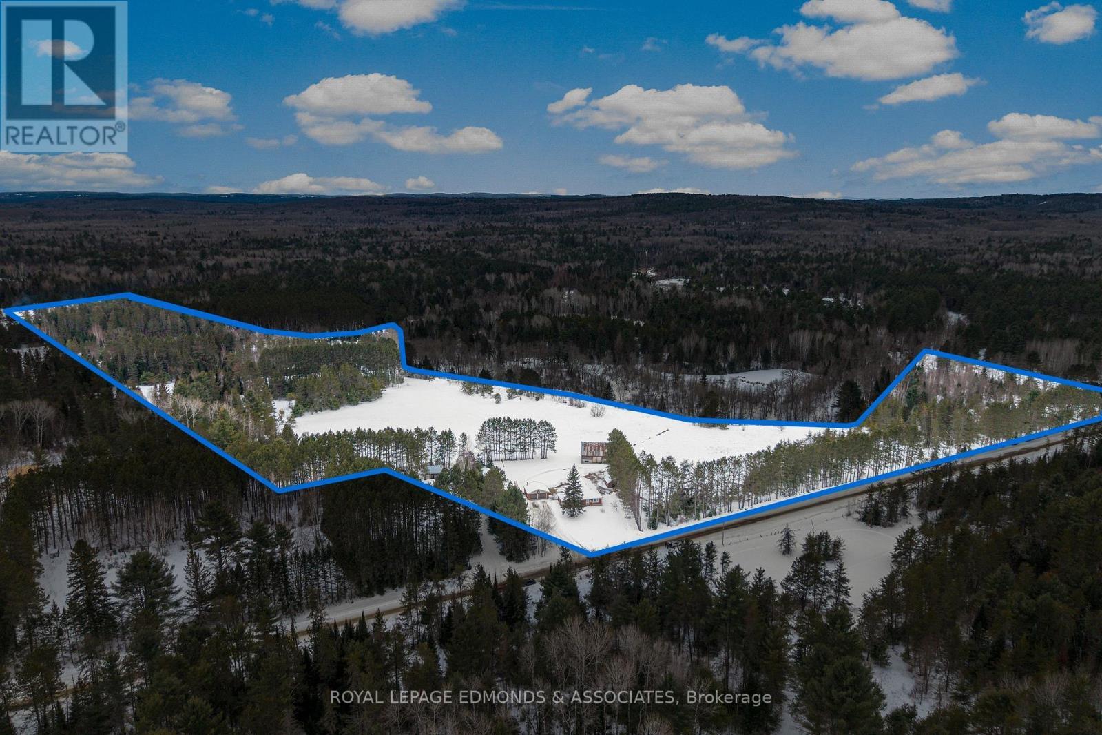 












125 BEAR TRAIL ROAD

,
Killaloe, Hagarty and Richards,




Ontario
K0J2A0

