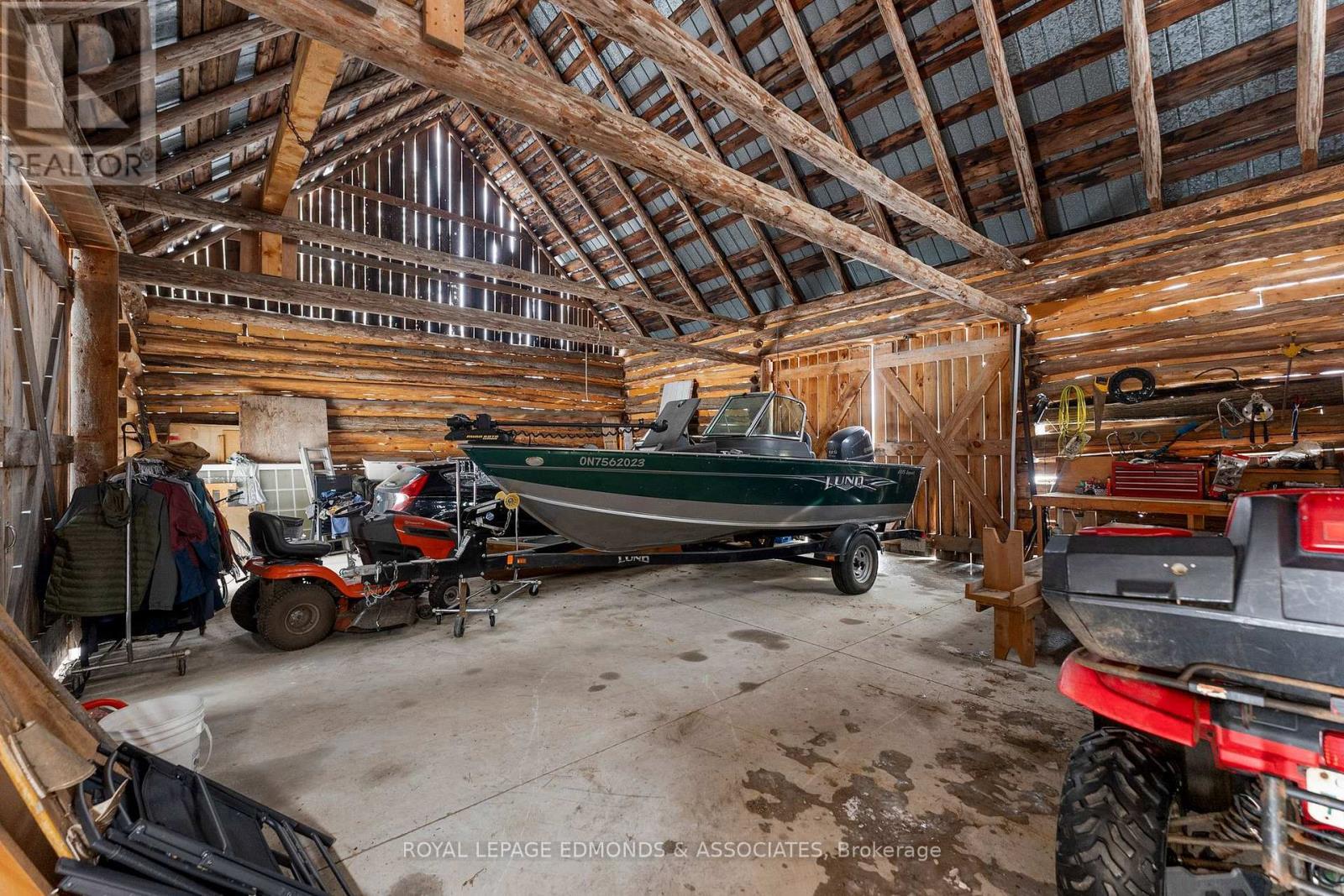 












125 BEAR TRAIL ROAD

,
Killaloe, Hagarty and Richards,




Ontario
K0J2A0

