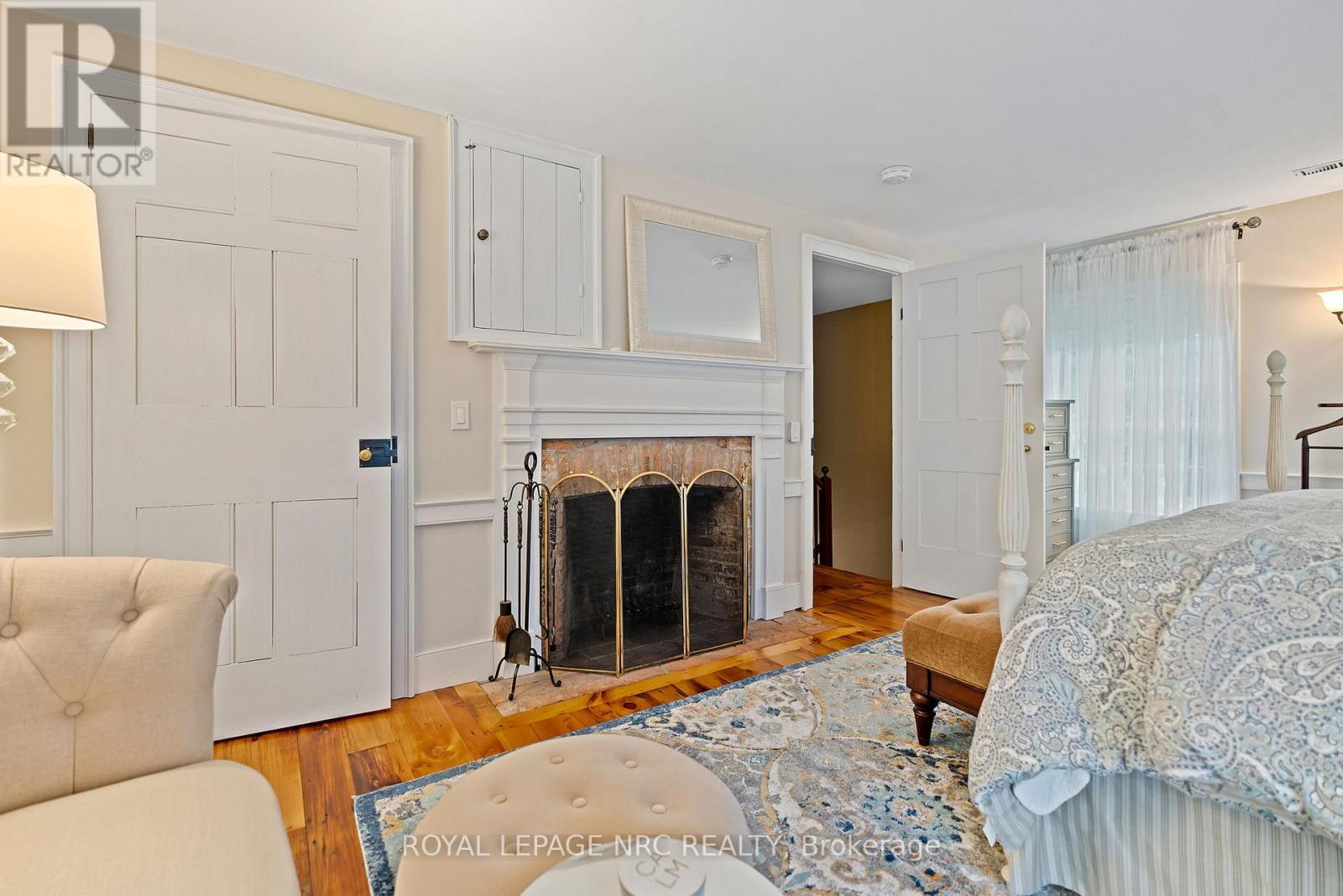 












307 MISSISSAGUA STREET

,
Niagara-on-the-Lake (Town),




Ontario
L0S1J0

