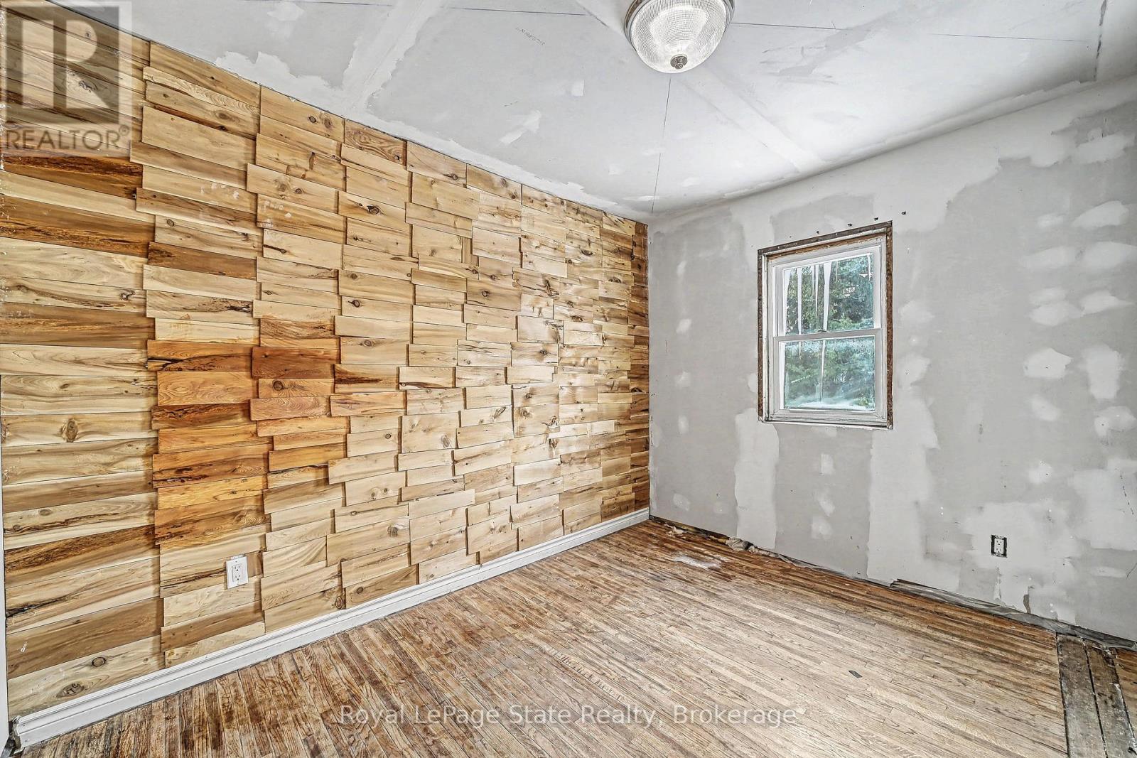 












36 RIVER STREET

,
Thorold (Port Robinson),




Ontario
L0S1K0

