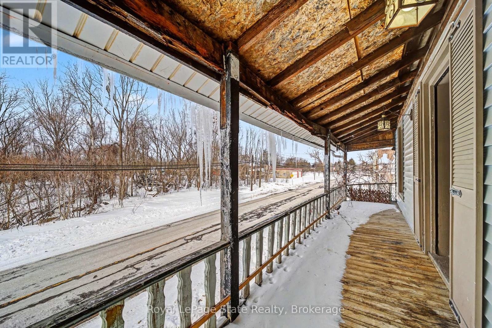 












36 RIVER STREET

,
Thorold (Port Robinson),




Ontario
L0S1K0

